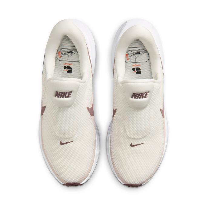 ナイキ(NIKE) ランニングシューズ レディース 26SU レボリューション8 ESY HQ2415-002