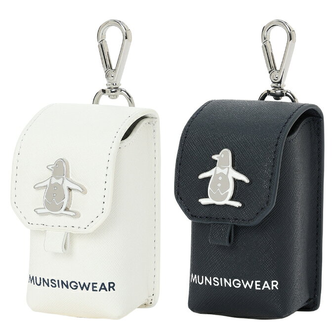 シボ感のあるシンセティックレザーを採用したボールホルダー。 ボールは2つ収納可能。 ブランドアイコンのリトルピートマーカー付き。 ナスカン付きでキャディバッグなどへ装着が可能。 ■カラー：NV00、WH00 ■サイズ：F ■素材：合成皮革 ( PU加工 ) ■特徴：マーカー付き、マグネット開閉タイプ ■原産国：中国
