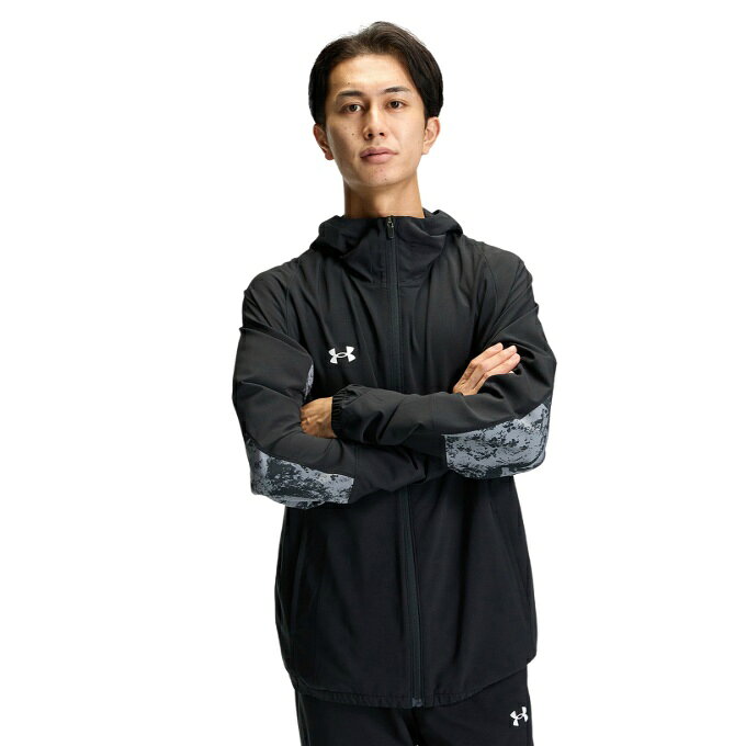 軽量性、耐久性、快適性に優れたストレッチウーブン素材を使用 ■カラー：Black / Black / White ■サイズ：MD、LG、XL、XXL ■素材：ポリエステル88%、ポリウレタン12% ■原産国：ベトナム ■特長： ・裏メッシュ仕様 ・両サイドにポケット ・STORM(ストーム)/撥水加工を施した生地が雨や雪をはじき、悪天候下でもドライで快適な状態を保つ ・フィット/Loose ・洗濯機洗い可能 検索ワード：ウィンドブレーカー ウインドブレーカー上 ウインドジャケット 防寒ジャケット ウォームアップジャケット シャカシャカ
