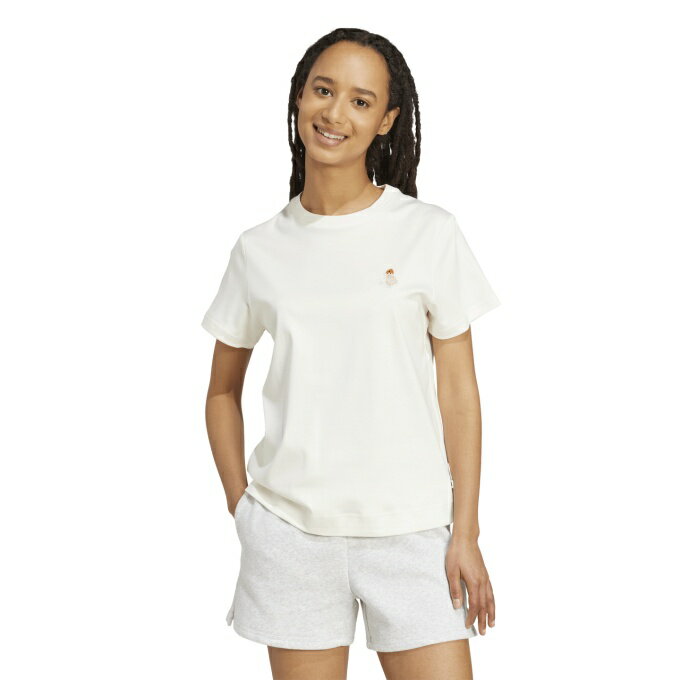 猫好きにぴったりなコットン 半袖Tシャツ。 日常に欠かせないアイテムに遊び心を加えたadidasのTシャツで、ワンランクアップのスタイルをキープ。前面には猫のカラフルなラバーのスクリーンプリントが施され、個性的なスタイルを演出。やわらかなコ...