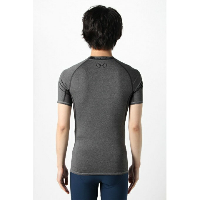 アンダーアーマーアンダーウェア半袖メンズUAヒートギアアーマーショートスリーブトレーニングMEN1358547-090UNDERARMOUR【メール便可】run