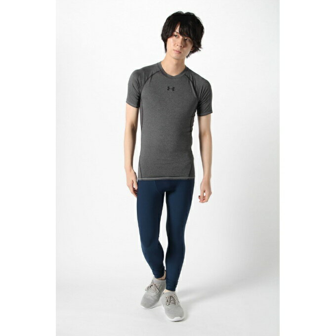 アンダーアーマーアンダーウェア半袖メンズUAヒートギアアーマーショートスリーブトレーニングMEN1358547-090UNDERARMOUR【メール便可】run