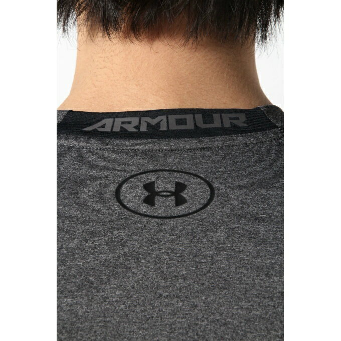 アンダーアーマーアンダーウェア半袖メンズUAヒートギアアーマーショートスリーブトレーニングMEN1358547-090UNDERARMOUR【メール便可】run