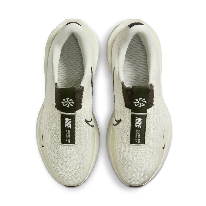 NIKE（ナイキ）『ランニングシューズインタラクトランSE』