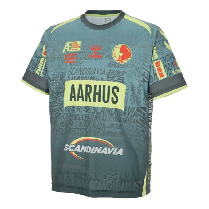 今までのEUROアイテムで使用してきたロゴやワードをタイポロゴとして全面に施したプラクティスシャツ。脇下の可動域も確保し、機能性も優れたアイテム。 ■カラー：994FRGY ■サイズ：M、L ■素材： 本体/ポリエステル100% リブ部分/ポリエステル100% ■特長：吸汗速乾 ■原産国：ミャンマー 検索ワード：半袖Tシャツ 半袖シャツ 半そで Tシャツ 機能Tシャツ ハンドウェア プラクティスシャツ ハンドボール ウェア ウエア