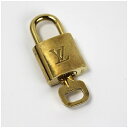 ルイヴィトン カデナ パドロック 南京錠 鍵付き ゴールド 305 中古 ABランク LOUIS VUITTON |小物 ブランド アクセサリー 【ネコポス送料...