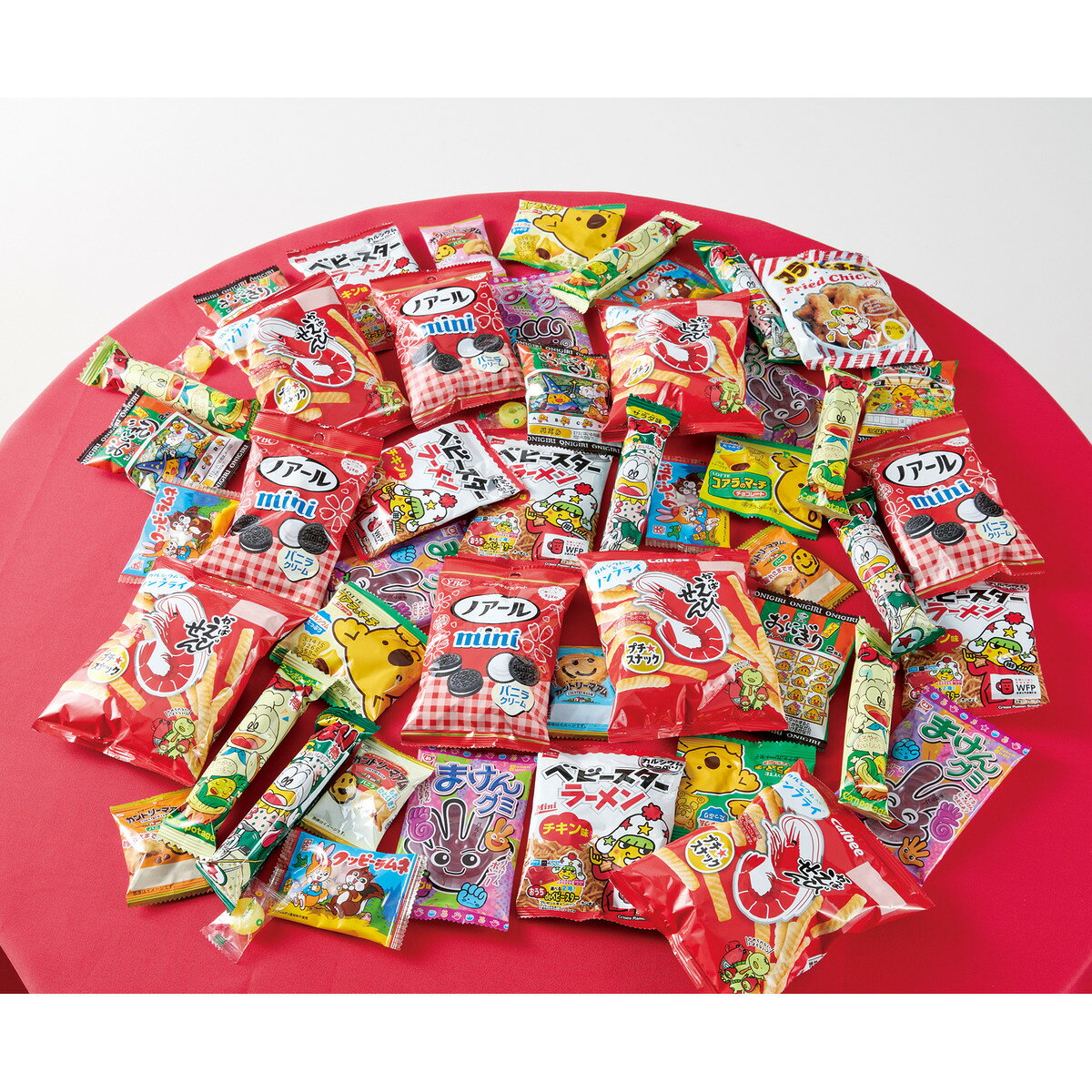 製品品番・61406個装形態包装袋商品構成5セット(5入×1カートン)箱・袋サイズ550×360×100mm商品説明【完全セット済み】年末年始のイベント・粗品・ご挨拶周りにぴったりの商品です。注意事項●季節商品の為、早期に完売になる可能性がございます。●お菓子の内容は変更になる場合がございます。予めご了承下さい。●年末年始は配達量の増加などにより、運送便が遅延する場合がございます。納期まで余裕をもってご注文くださいませ。