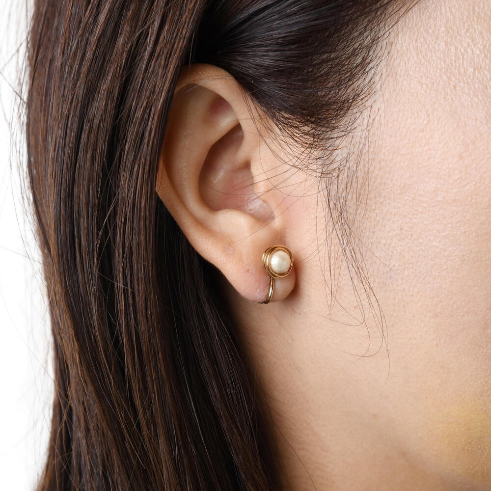 【ブラックフライデー限定クーポン配布中】【小型宅配】コットンパールワイヤーイヤリング