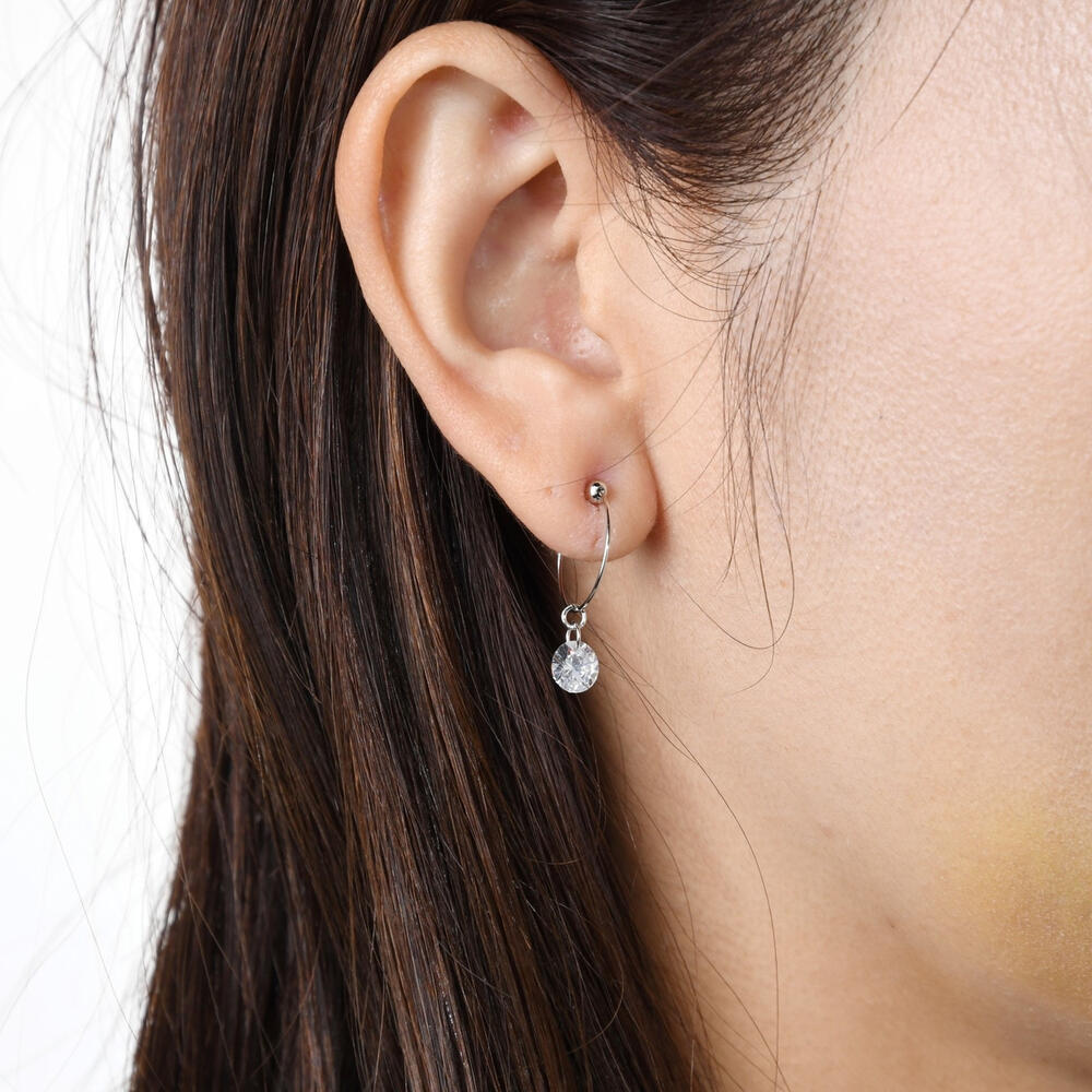 【ブラックフライデー限定クーポン配布中】【小型宅配】ジルコニアリングイヤリング