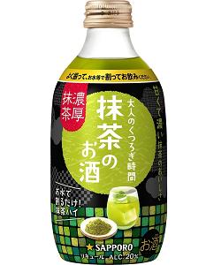 大人のくつろぎ時間　抹茶のお酒 氷やソーダなどで割るだけで楽しめる抹茶リキュールが数量限定で新発売! 抹茶の豊かな香りと、甘みが特長のお酒です。 水やミルクで割るなどの自由にアレンジができます。 夕食後のほっとひと息つける自分時間にいかがですか？ お楽しみ方 抹茶リキュール1:水3の割合でアルコール度5%の抹茶ハイが完成します。 ミルクで割って“抹茶ラテ”、アイスクリームと一緒に“アフォガート”スタイルもおすすめです。 商品名 大人のくつろぎ時間　抹茶のお酒　300ml瓶 種　類 リキュール 度　数 20度 内容量 300ml 保存方法 冷暗所保存 ご注意 「お酒は20歳から！未成年者への酒類の販売は固くお断りしています！」