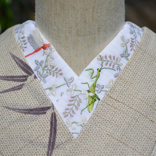 カマキリと秋草☆刺繍　半衿　ひめ吉オリジナルデザイン☆生き物大好き必須アイテム☆夏半襟・絽ゆうパケ..