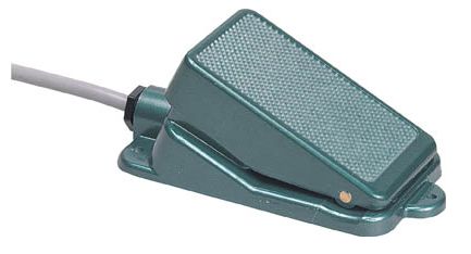 Rakuten - オジデン／大阪自動電機(株) フットスイッチ 一般基本型 電気定格6A−250VAC OFL-1