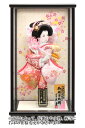 羽子板 久月 ケース飾り 春桜 金襴振袖 手描面相本押絵仕立 8号 黒塗ケース 【2025年度新作】 h071-k-95340