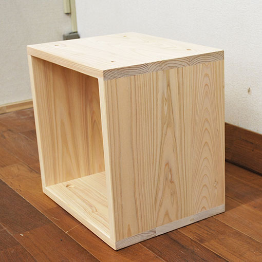 【カラーボックス1段背板有30cm 35cm 40cm】有害物質の発生しない安全で頑丈な完成品国産無垢ひのきカラーボックス1段 サイズ変更はご相談ください [2]