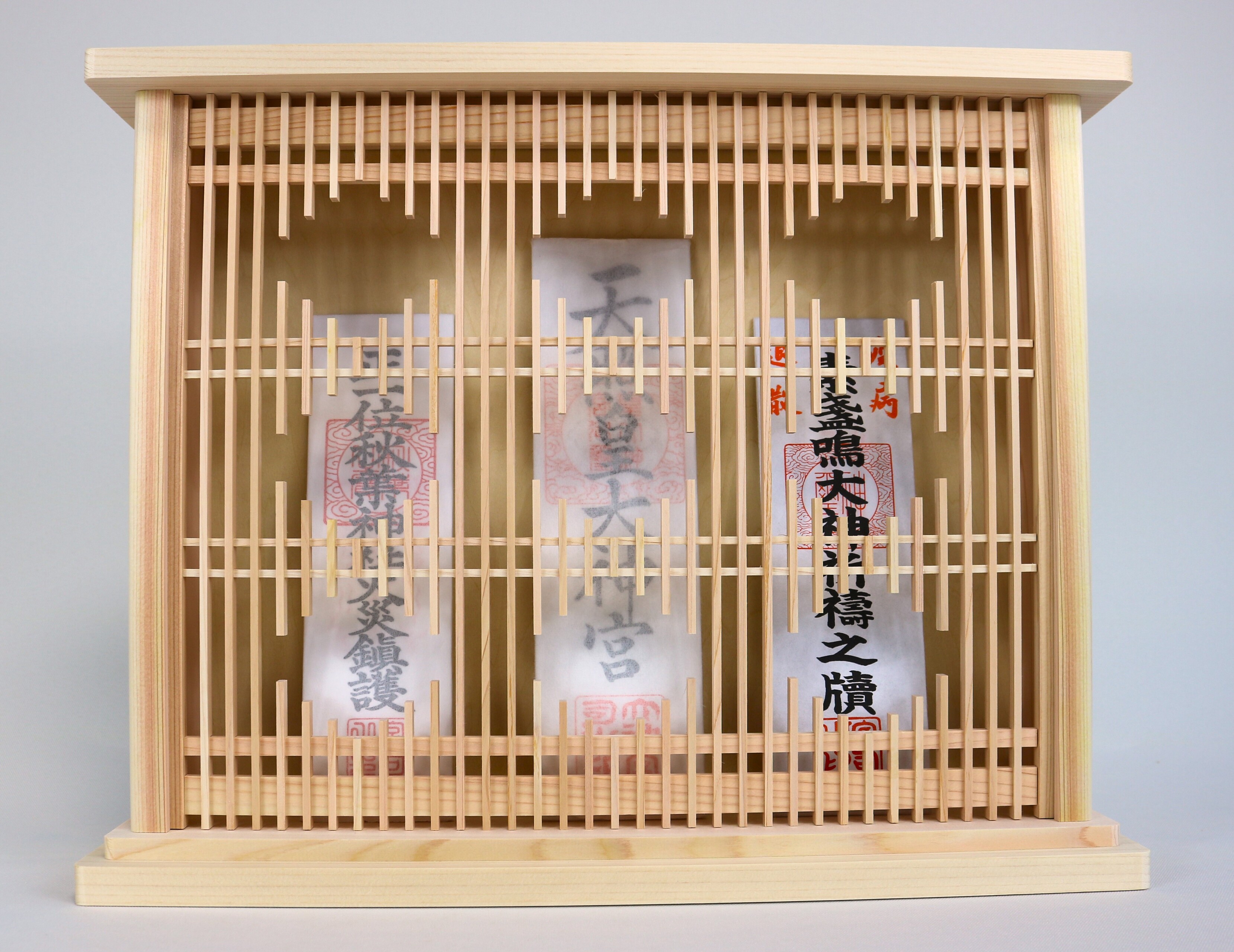 日本製お札立て 【牡丹】 小さい 神棚 ミニ神棚 お札立て 神棚おしゃれ 置き型 モダンお札立て 神棚お..