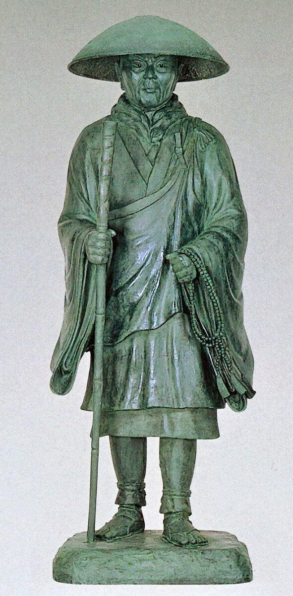 親鸞聖人の銅像 親鸞聖人像65号 高さ195cm 高岡銅器 御寺へのご建立を