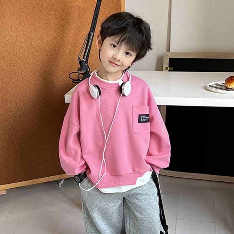 运动外衣 - 【送料無料】トレーナー キッズ トップス ドッキング風 薄手 長袖 子供服 カジュアル 男の子 春秋 春 秋 キッズ服 ゆったり 可愛い 無地 ジュニア 丸首 KUFB031
