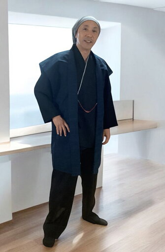 袖なし羽織 陣羽織 絹混紡 ロング丈羽織 紺地シャンタン 男の着物