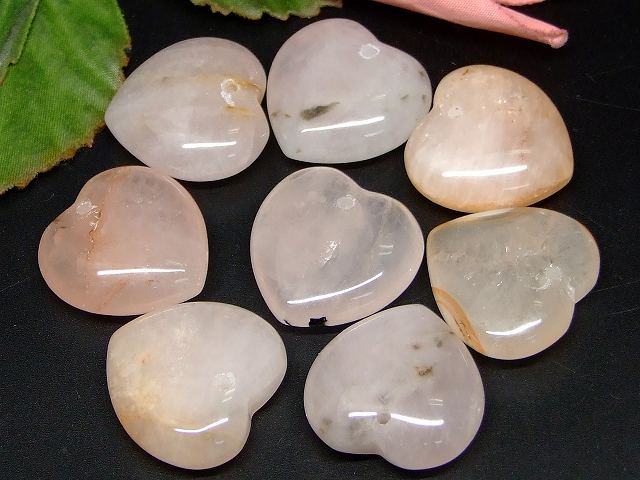 64921　　今月の半額 わけあり ローズクォーツ 紅水晶 25mm×24mm 1個売り 穴あり ペンダントトップ ネコポス送料無料 天然石 パワーストーン