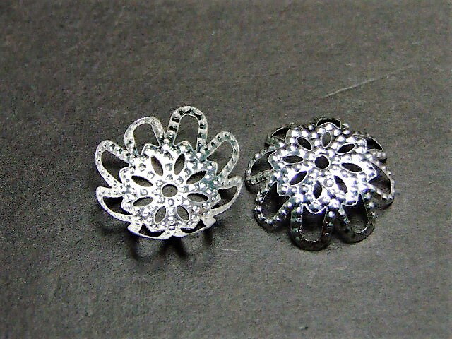 ≪P3-1128A≫●座金●14mm●100個セット●銀色 シルバー●パーツ●ネコポス送料無料●天然石●パワーストーン●アクセサリー作りに