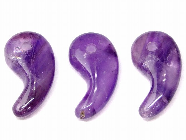 68594　　今月の半額 わけあり アメジスト 勾玉 31mm×17mm 1個売り 送料無料 天然石 パワーストーン