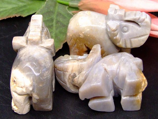 67748　　今月の半額 わけあり ジャスパー 50mm×36mm 1個売り 象 ゾウ ぞう 送料無料 天然石 パワーストーン