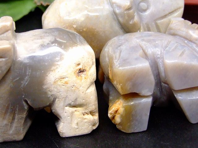 67748　　今月の半額 わけあり ジャスパー 50mm×36mm 1個売り 象 ゾウ ぞう 送料無料 天然石 パワーストーン