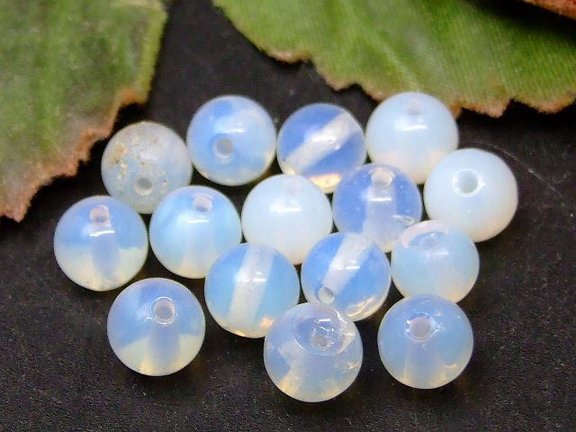 67790　　今月の半額 わけあり ホワイトオパール 蛋白石 6mm 1粒売り 送料無料 人工石 パワーストーン