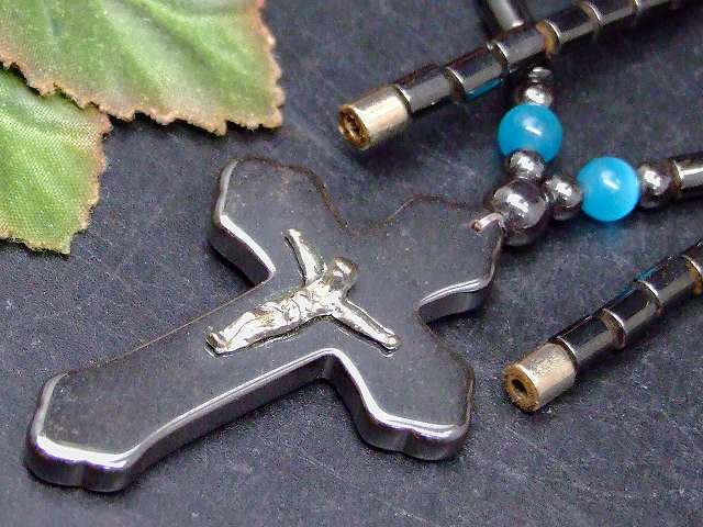 67800　　今月半額 ヘマタイト 磁気あり 磁有 5mm×4mm〜6mm 磁気なし 磁無 49mm×33mm 長さ48cm ネックレス 送料無料 イギリス産 天然石 パワーストーン