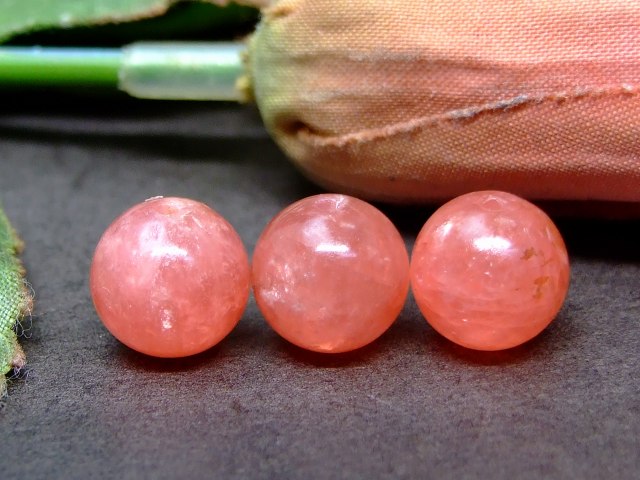 Genuine, Semi-Precious Stones - 60536　　今月の半額 アイス インカローズ 9mm わけあり 1粒売り 氷種 鑑別済・本物保証 送料無料 天然石 パワーストーン
