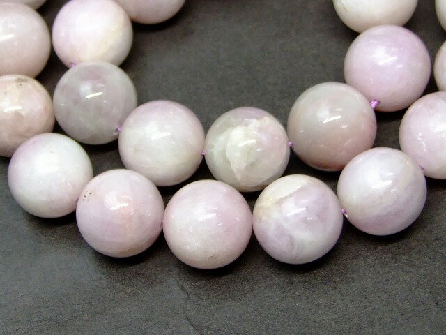 61680　今月の半額 14mm A クンツァイト 1連40cm 通し針、解説書、1mゴム付き 鑑別済 本物保証 送料無料 ブラジル産 天然石 パワーストーン