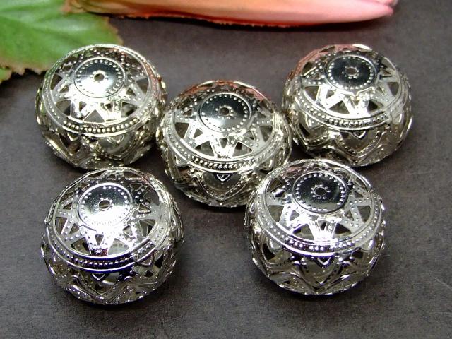 61384　　今月80%OFF 座金 26mm×20mm 1個売り 銀 シルバー 透かし 飾り パーツ 在庫処分 ネコポス送料無料 天然石 パワーストーン