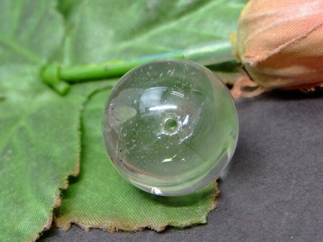 61431　　わけあり 虹入り 20mm 1粒売り 水晶 クリスタル クォーツ ネコポス送料無料 ブラジル産 天然石 パワーストーン