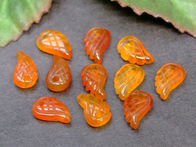 49515M　　1粒売り 10×6mm 手彫 天使の羽 カーネリアン ネコポス送料無料 天然石 パワーストーン