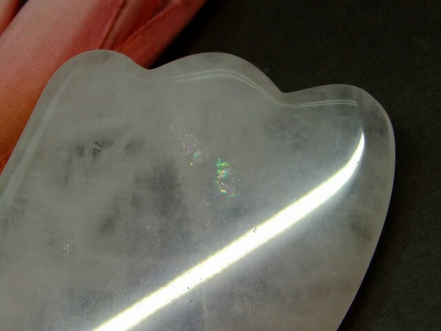 62477　　虹入り アイリス かっさプレート ローズクォーツ 羽型 1個売り 美容・マッサージ 送料無料 天然石 パワーストーン