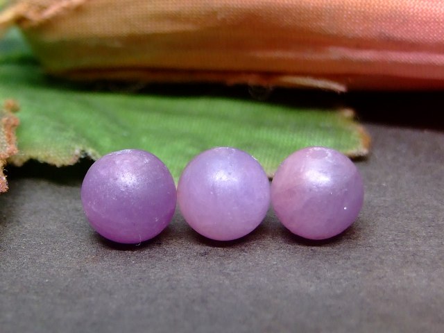 62576　　フロスト ルビー 7.5mm A 1粒売り ネコポス送料無料 ベトナム産 天然石 パワーストーン