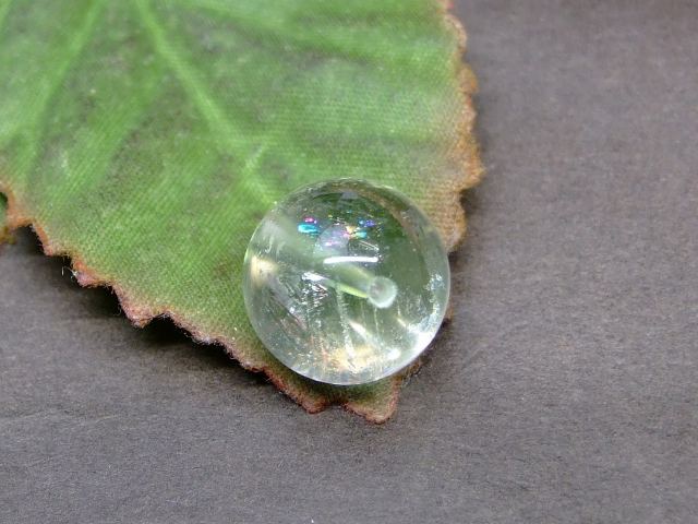 62667　　虹入り 13mm AA 1粒売り ファントム 水晶 クリスタル クォーツ ブラジル産 ネコポス送料無料 天然石 パワーストーン