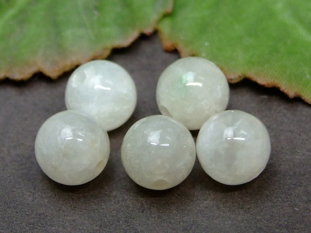 スターアイオライト　10mm前後