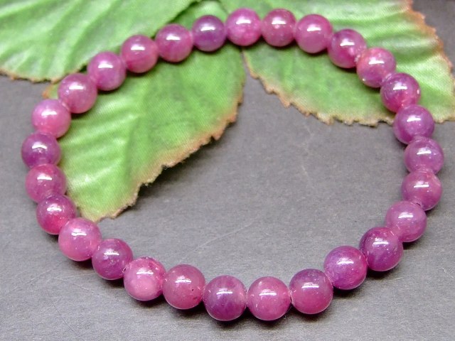 63656　　鑑別書付き ルビー 6mm AA ブレスレット 内径17cm ポーチ付き 送料無料 ベトナム産 天然石 パワーストーン