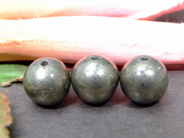 g3-3311Q　　今月の半額 わけあり パイライト 黄鉄鉱 10mm 1粒売り ネコポス送料無料 天然石 パワーストーン