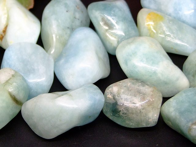 g3-599S　　アクアマリン 藍玉 20mm〜30mm 原石 1個売り 穴なし ネコポス送料無料 ブラジル産 天然石 パワーストーン