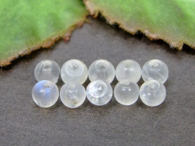 64038　　今月の半額 わけあり ムーンストーン 4mm 10粒セット ペリステライト ネコポス送料無料 インド産 天然石 パワーストーン
