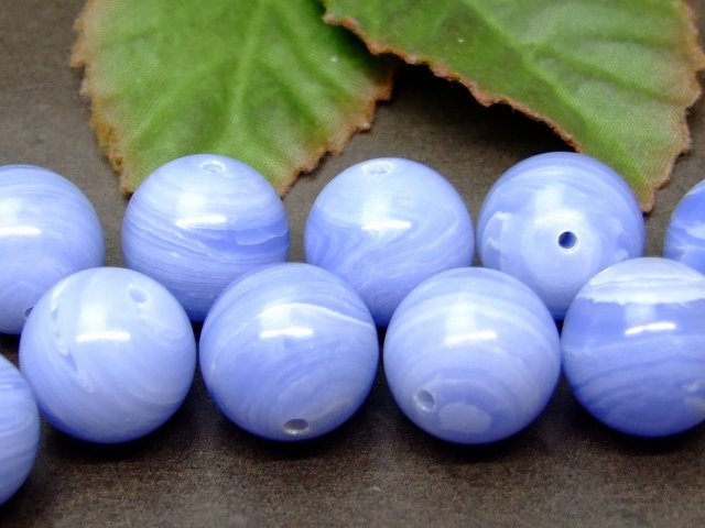 g3-729C　　ブルーレースアゲート 14mm AA 1粒売り ネコポス送料無料 人工石 パワーストーン