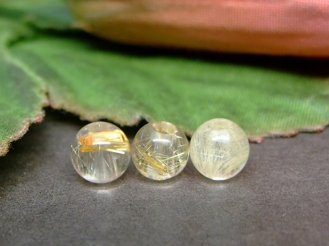 64473　　今月の半額 わけあり ルチルクォーツ 6mm 1粒売り 針水晶 ネコポス送料無料 ブラジル産 天然石 パワーストーン 1