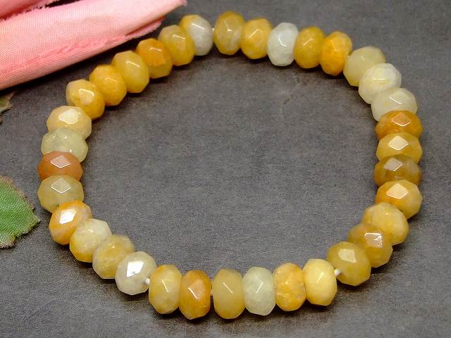 g3-28R　　黄翡翠 ヒスイ 8mm×5mm ボタンカット ソロバンカット ブレスレット 内径調節可 送料無料 天然石 パワーストーン