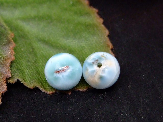 68334　　今月の半額 わけあり ラリマー 9mm 2粒セット ドミニカ共和国産 送料無料 天然石 パワーストーン