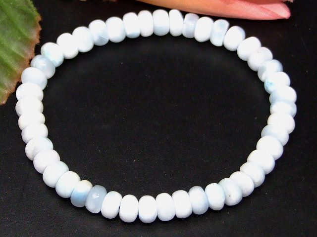 66571　　今月の半額 わけあり ラリマー 7mm×3mm ブレスレット 内径18cm そろばん ソロバン 算盤 ドミニカ共和国産 ポーチ付き 鑑別済・本物保証 送料無料 天然石 パワーストーン