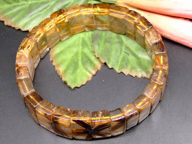 65499　　太陽ルチルクォーツ 針水晶 18mm×8mm 4A バングル ブレスレット 内径19cm ポーチ付き 送料無料 ブラジル産 天然石 パワーストーン