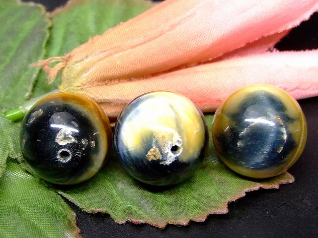 66258　　今月の半額 わけあり 青金虎目石 タイガーアイ 18mm 1粒売り ネコポス送料無料 南アフリカ共和国産 天然石 パワーストーン
