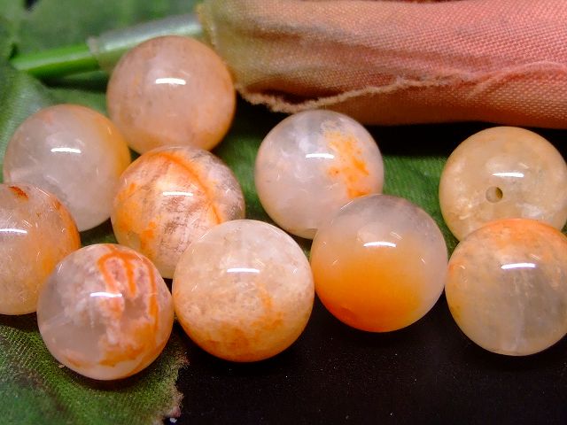 66328　　セリサイト イン クォーツ 10mm 4A 1粒売り 絹雲母入り水晶 送料無料 マダガスカル産 天然石 パワーストーン